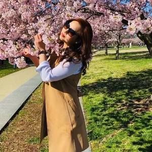 Meet your Posher, Tina